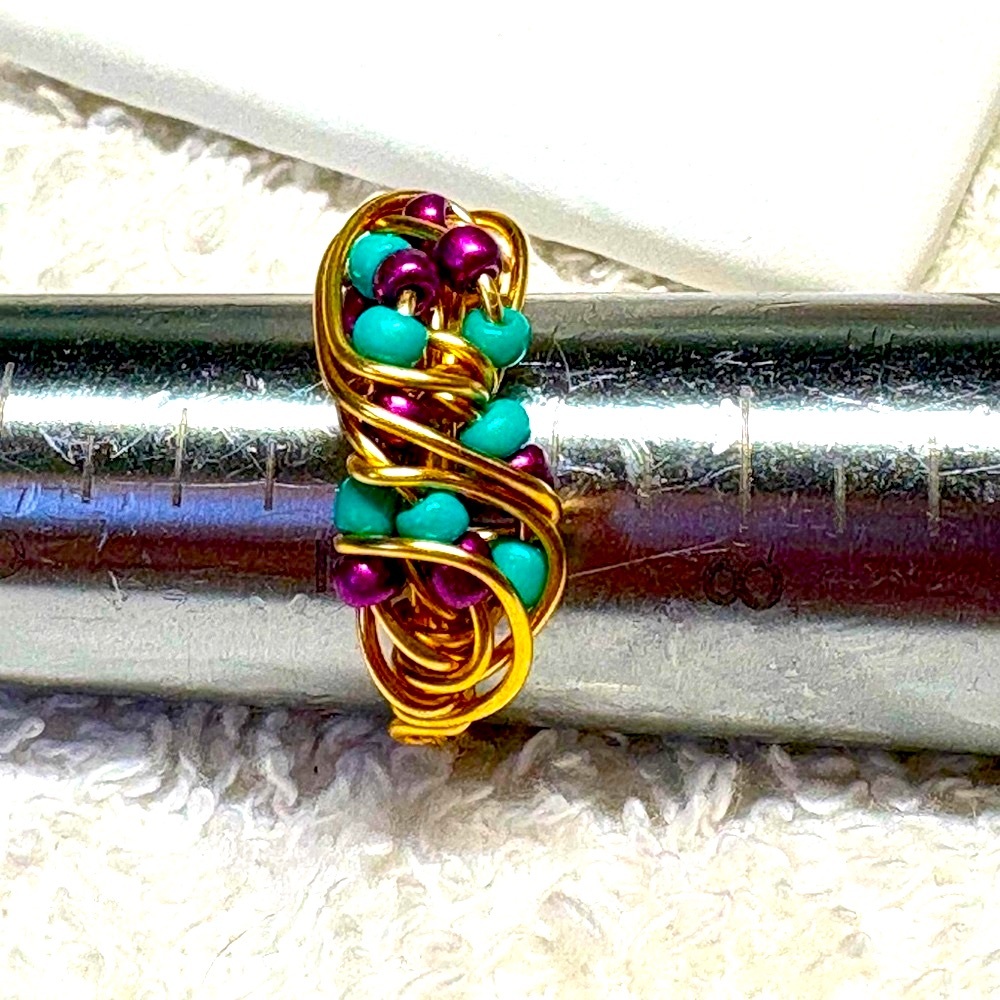 Gold and Purple Wire Wrapped Ring - Picture 2 of 9